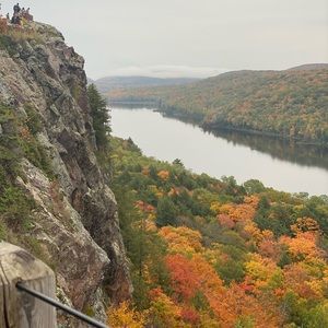 Meet your Posher, Annika